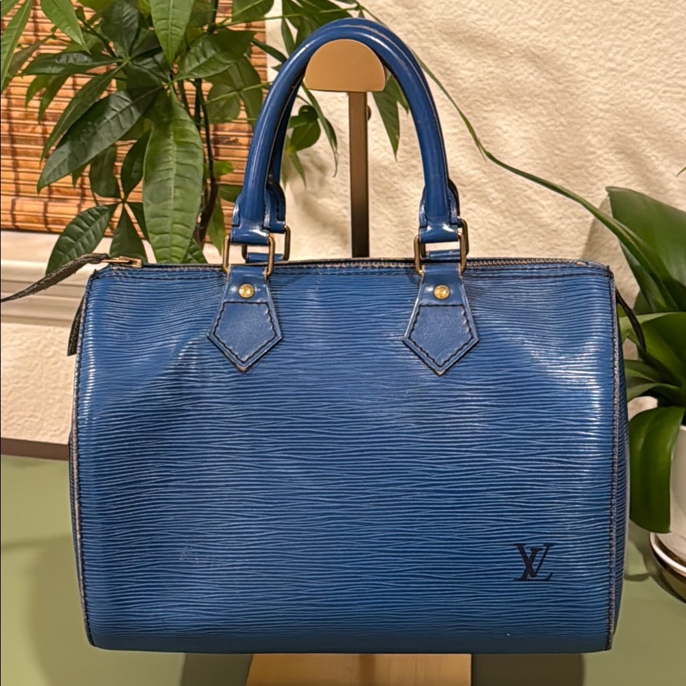 Louis Vuitton Blue Epi Leather Speedy - Picture 7 of 12